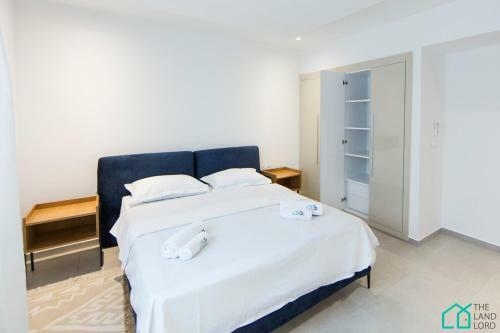 Sunset: Luxury Apartments With Gym In Lac 1