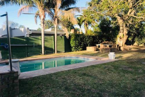 Entire House In Beacon Bay - Golden Location