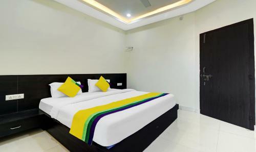 Treebo Trip Hotel Ravi Residency Near Mini Secretariat