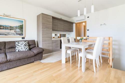 Apartment Gli Ulivi 4 - Tremezzina