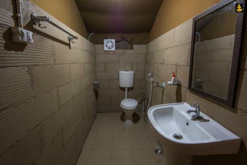 Livingstone Camping Site, Bhimtal