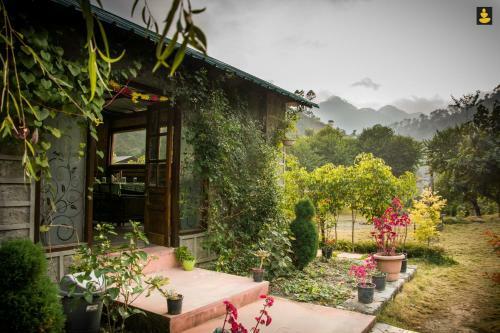 Livingstone Camping Site, Bhimtal