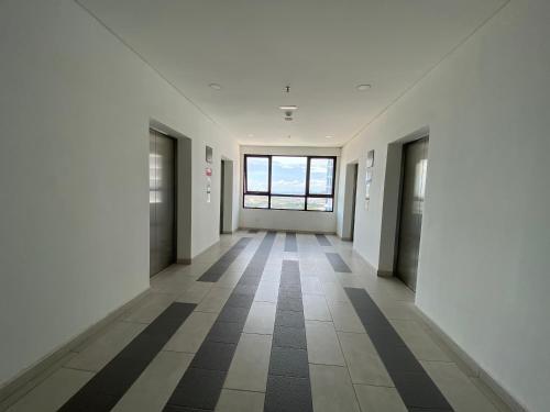 Apartamento Nice & Luxury London Theme, Corner With Balcony, 769sqft