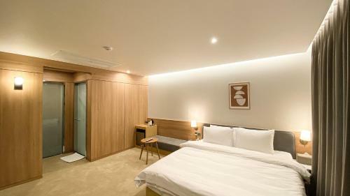Hotel Mars
