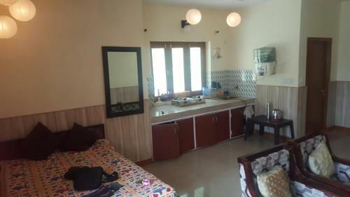 Zorba Cottage (Home Stay In Nainital)
