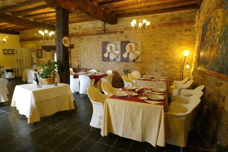 Hostal Real Posada De La Mesta