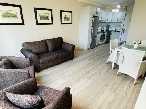 Breakers Resort Apartments