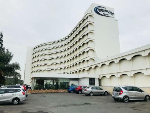 Breakers Resort Apartments