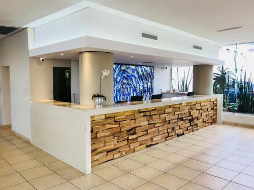 Breakers Resort Apartments