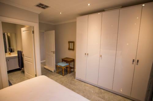 Apartamento Ushaka Waterfront - Penthouse Plush Perfection