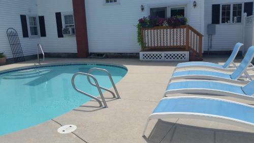 Holiday Guest House Bed & Breakfast