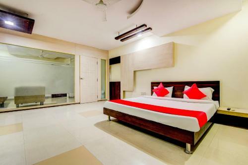 Collection O 66979 Hotel Maanpreet