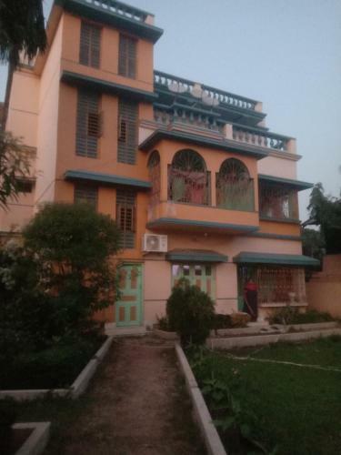 Hostal Nest Guest House