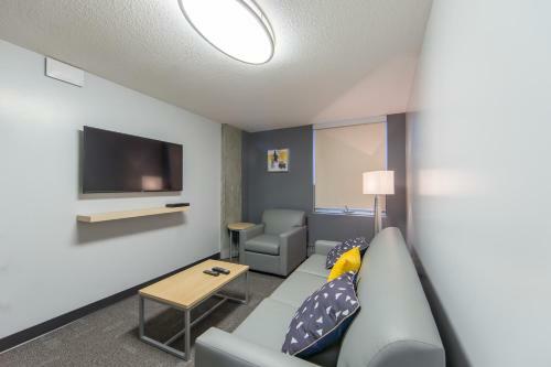 Albergue Macewan University Residence