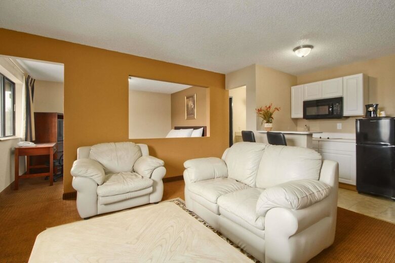 Hotel Super 8 Airport Richmond