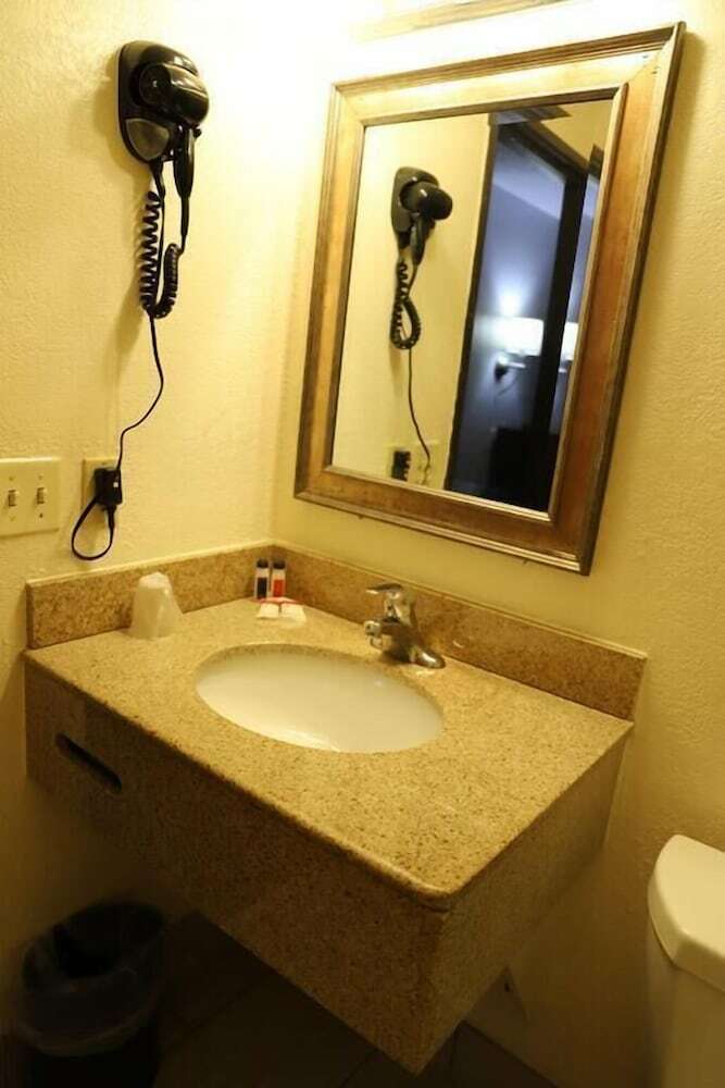 Hotel Super 8 Airport Richmond