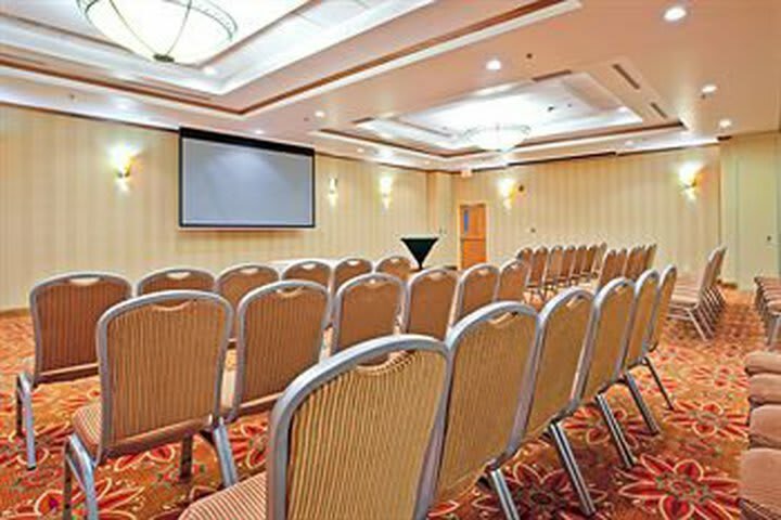Hotel Holiday Inn Richmond Airport