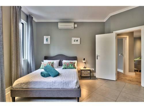 Greenpoint Apartments