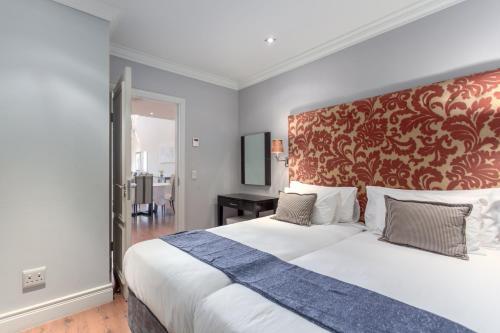Apartamentos Cape Royale | Whosting