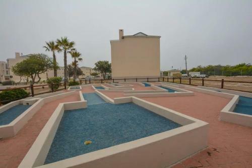 Beautiful Big Bay Apartment In Beach Club