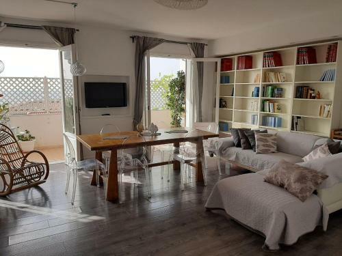 Miguel Apartment