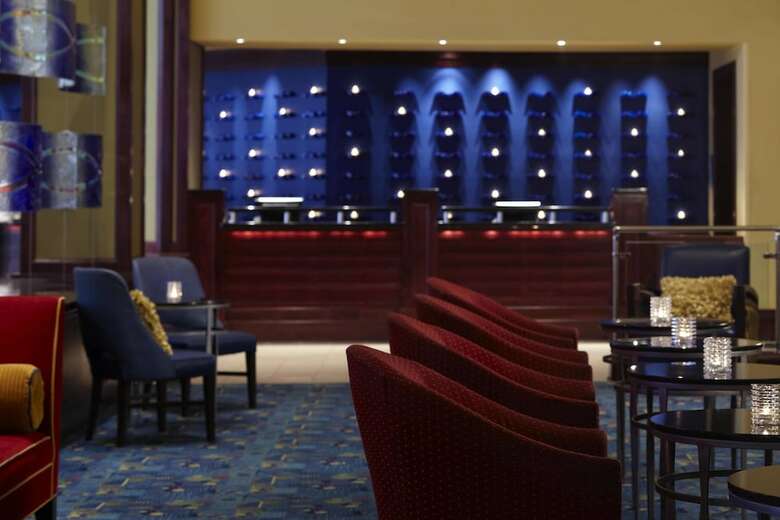 Renaissance Mobile Riverview Plaza Hotel