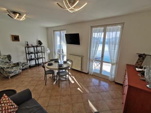 Apartamento Near Villa Monastero And Castello Di Vezio