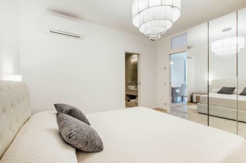Villa Secret Garden - Suites & Apartments
