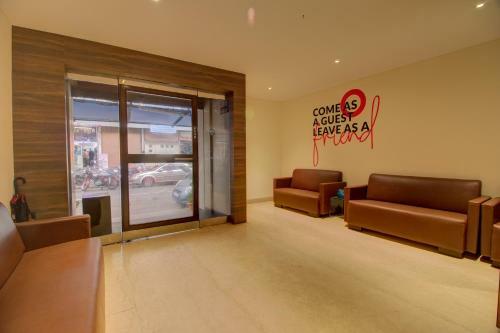 Collection O 247 Hotel Rosewood Arya Nagar