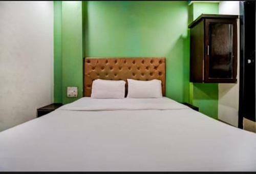 Hotel Om Residency