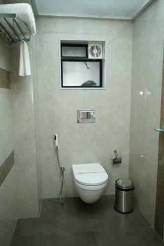 Hotel Naaz Executive Near T2 Airport