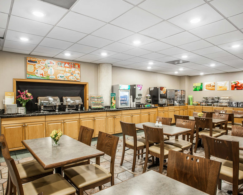 Hotel Quality Inn And Suites