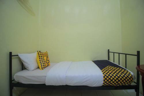 Hotel Spot On 2305 Andys Nur Penginapan