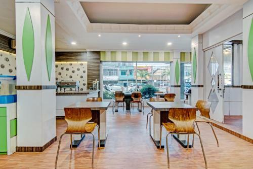 Oyo 90697 Hotel Wisata