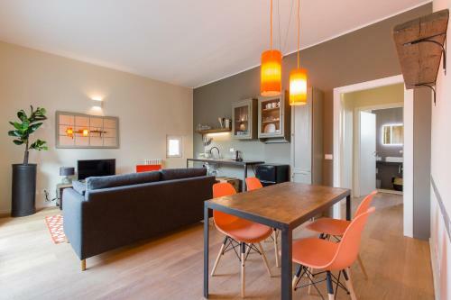 Panoramic Roof Apartment