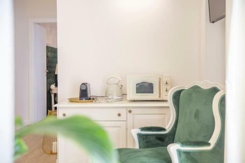 Crys: Apartments, Holiday, Business, Verde