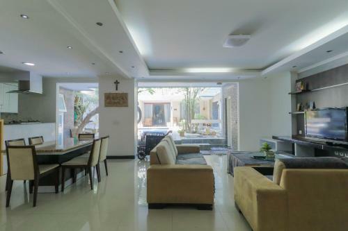 Hostal Kubu Kalih Residence