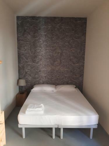 Hostal La Marque Jaune