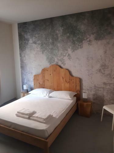 Hostal La Marque Jaune