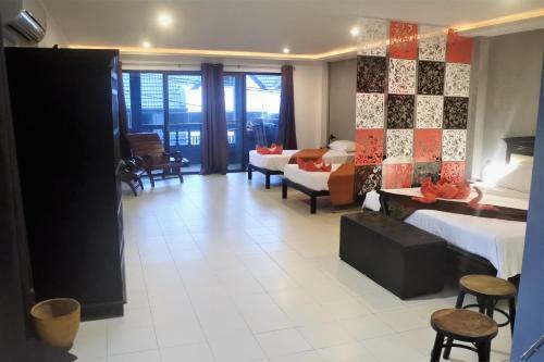 Hotel Hi Karon Beach Family Room