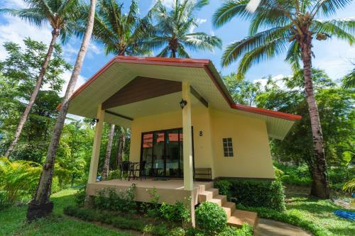 Bed & Breakfast Garden Villa Khaolak