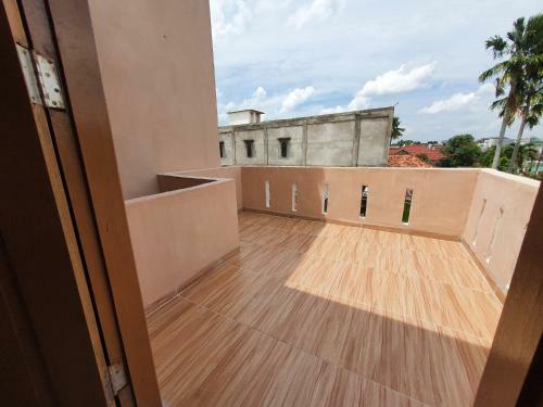 Hotel Oyo 90945 Arizon Kost