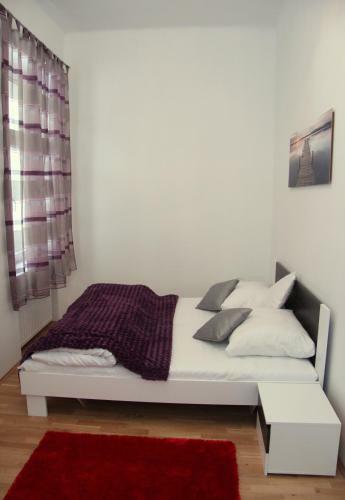 Alive Apartments