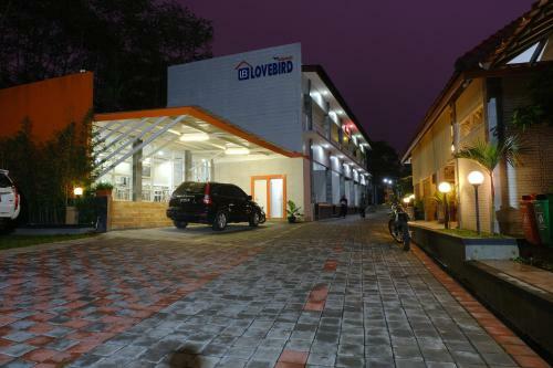 Hotel Wisma Lovebird