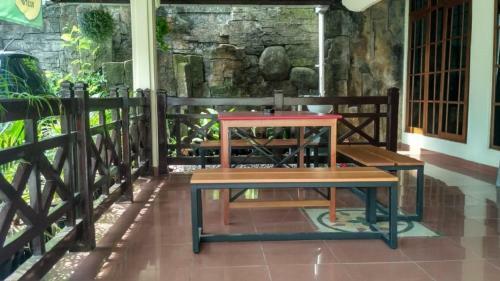 Hostal Rumah Hoho Resto And Guesthouse