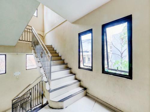 Hotel Oyo 90694 Srikandi Inn Babarsari