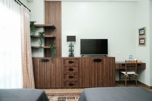 Hostal Nonies Huis Cibubur