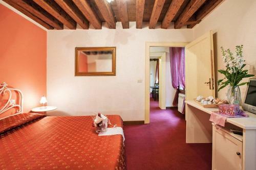 Hostal Maison San Marco