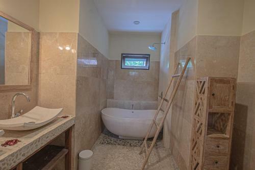 Theo Villa - 2 Bedroom