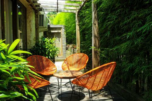 Bed & Breakfast Stone House 1 @chanteak Bali